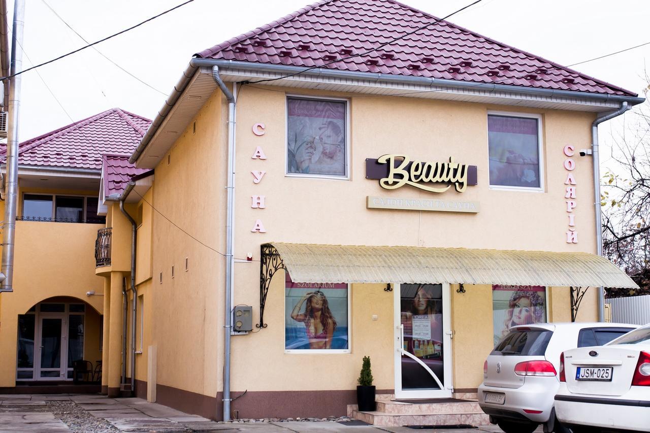 别列戈沃 Beauty Complex酒店 外观 照片
